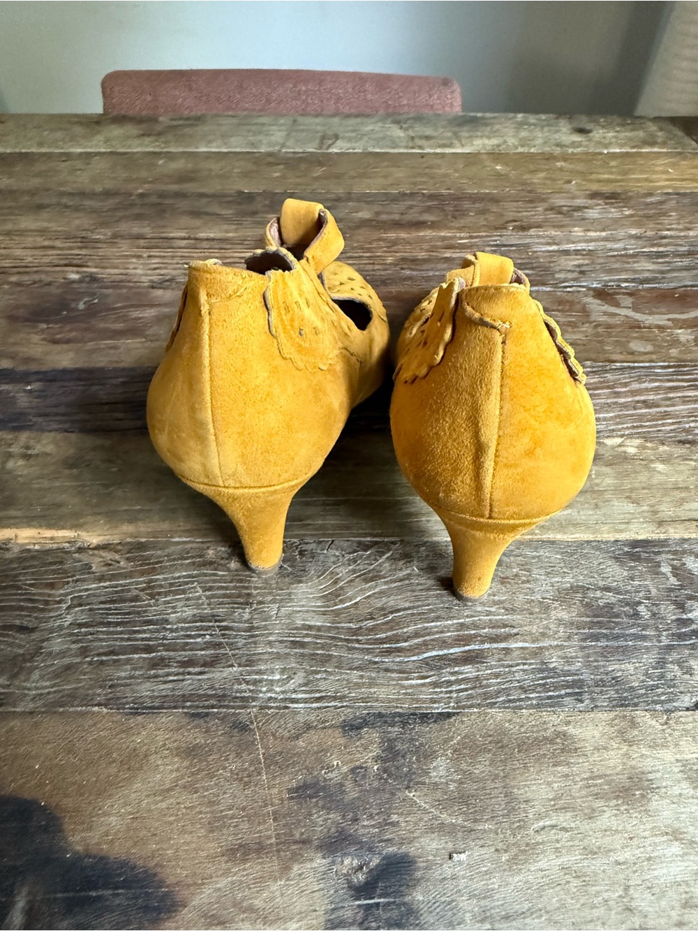Anthropologie Lucky Penny Women's Mustard Suede Cutout Mary Jane Heels - Picture 4 of 7